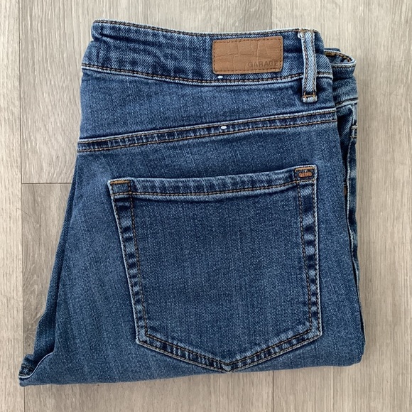 Size 7 Jeans Garage - Picture 6 of 6